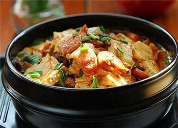 燉肉放什么調(diào)料